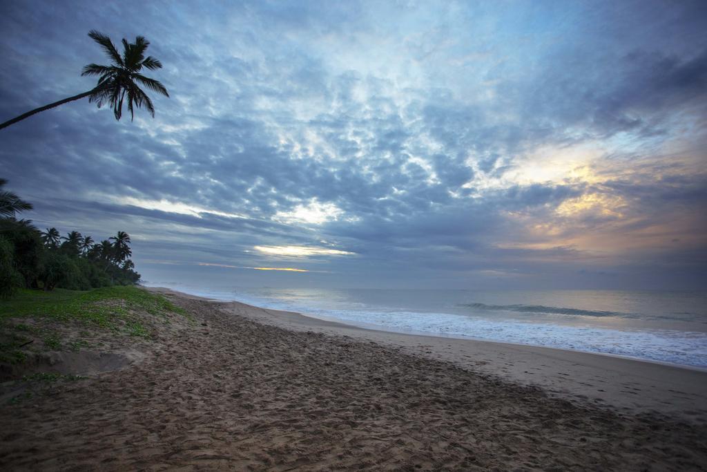 Ranna 212 Beach Resort Kahandamodara 外观 照片