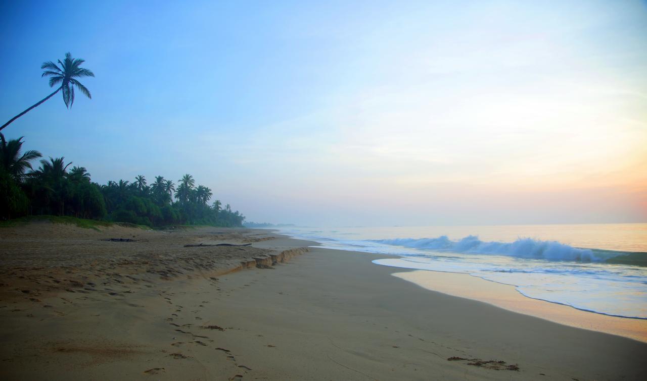 Ranna 212 Beach Resort Kahandamodara 外观 照片